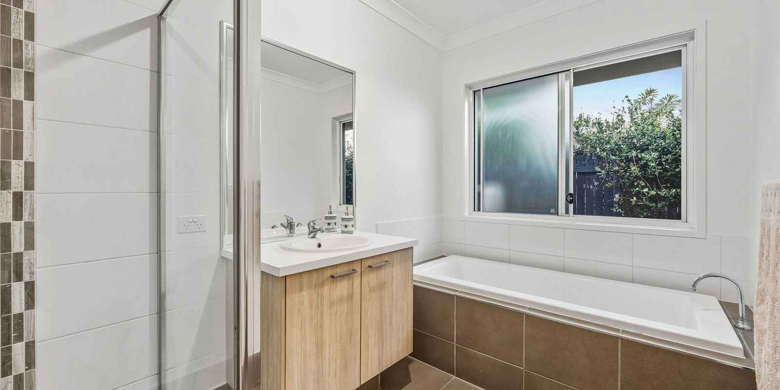 10 Tomoka Close Peregian Springs