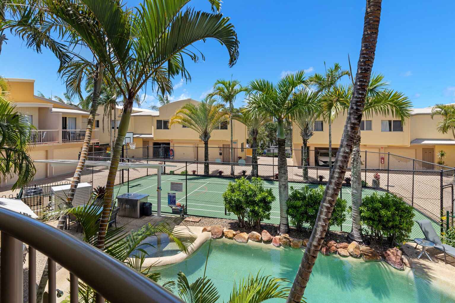 10/3-5 First Avenue Coolum Beach