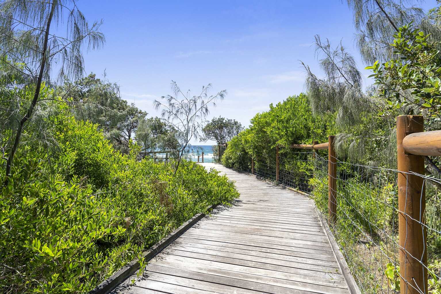 6 Camille Court Mount Coolum