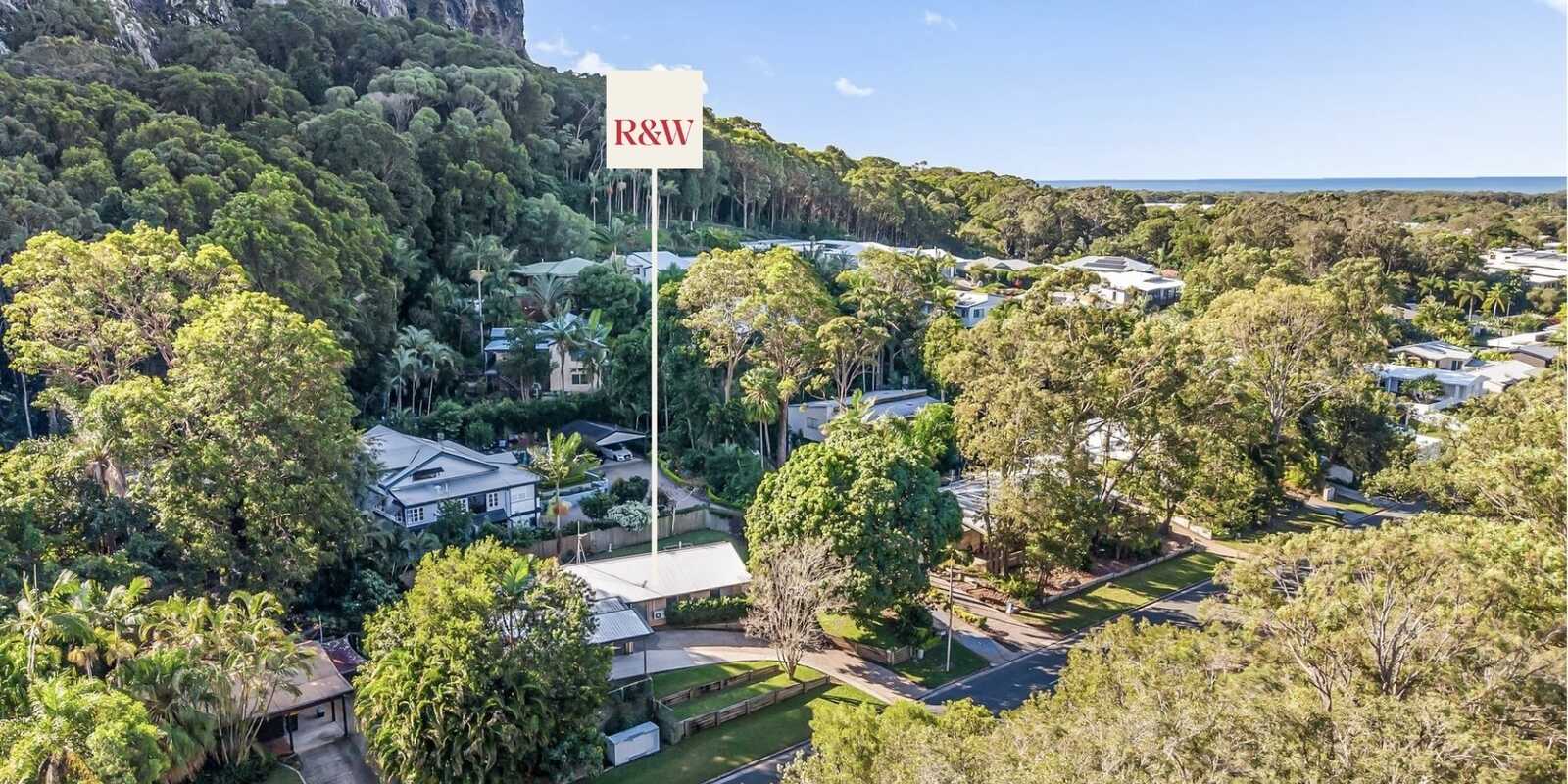 74 Suncoast Beach Drive Mount Coolum
