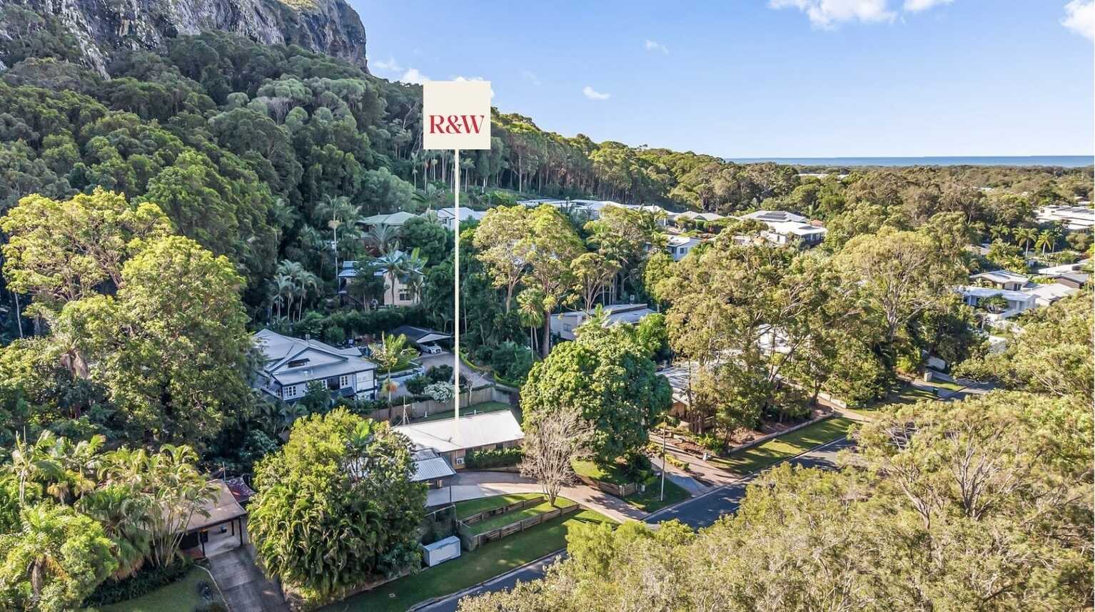 74 Suncoast Beach Drive Mount Coolum