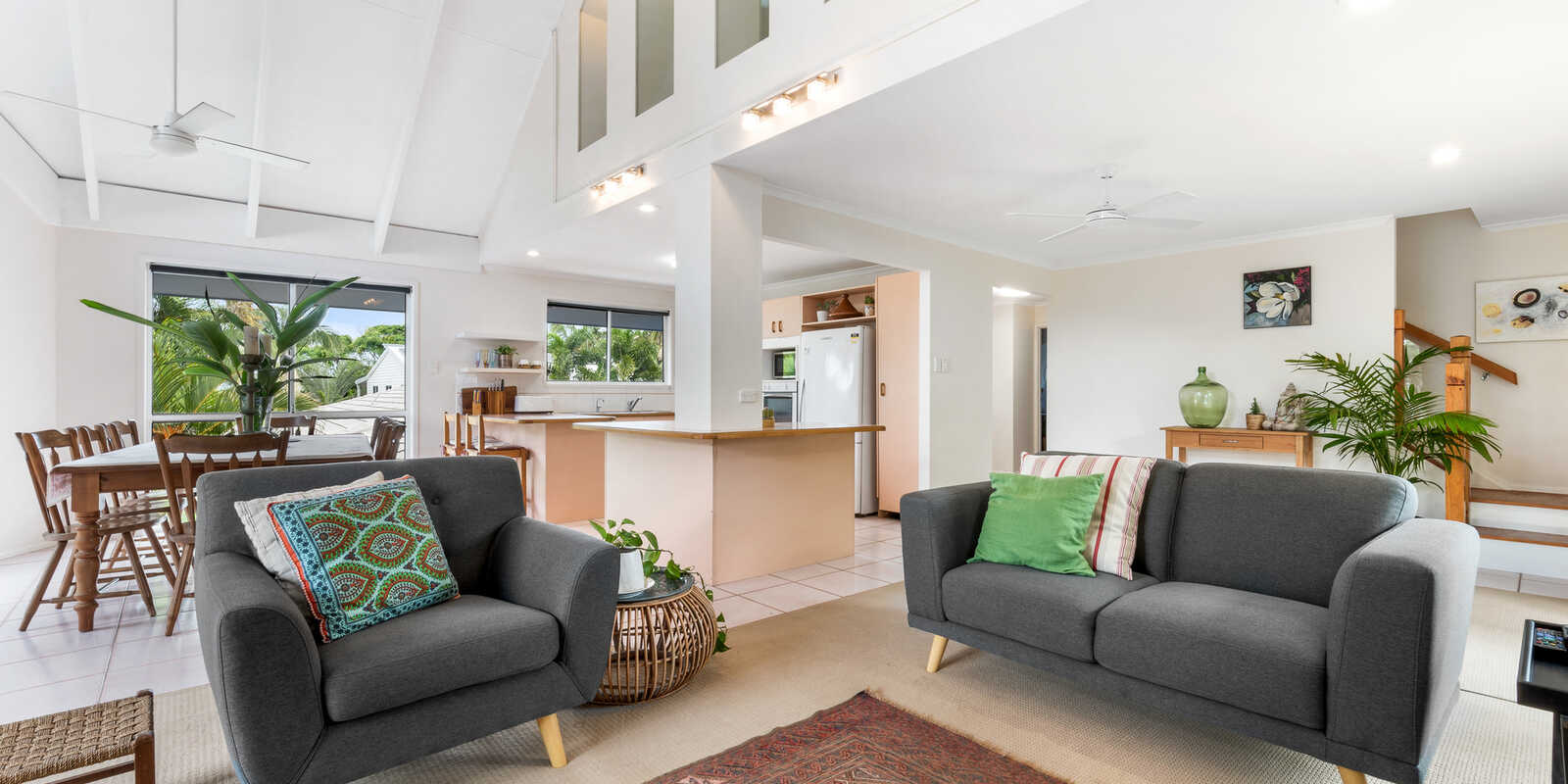 9 Newfield Street Sunrise Beach