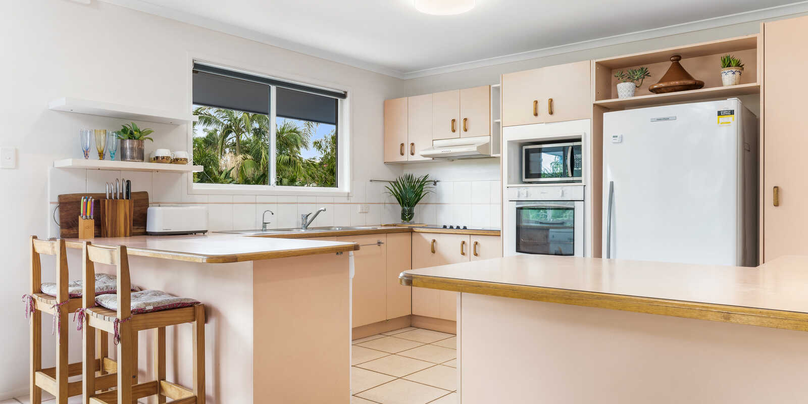 9 Newfield Street Sunrise Beach