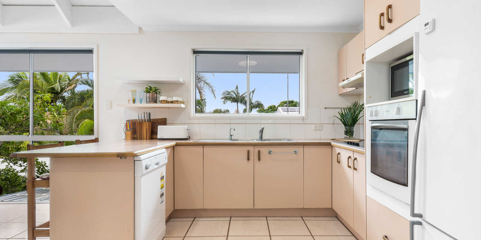 9 Newfield Street Sunrise Beach