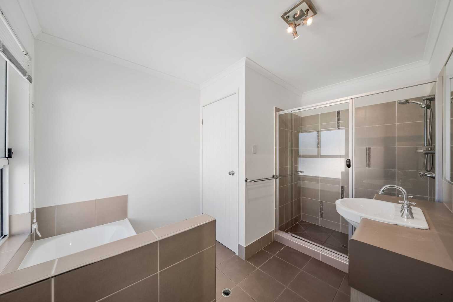 24 Tolkien Place Coolum Beach 24 Tolkien Place Coolum Beach