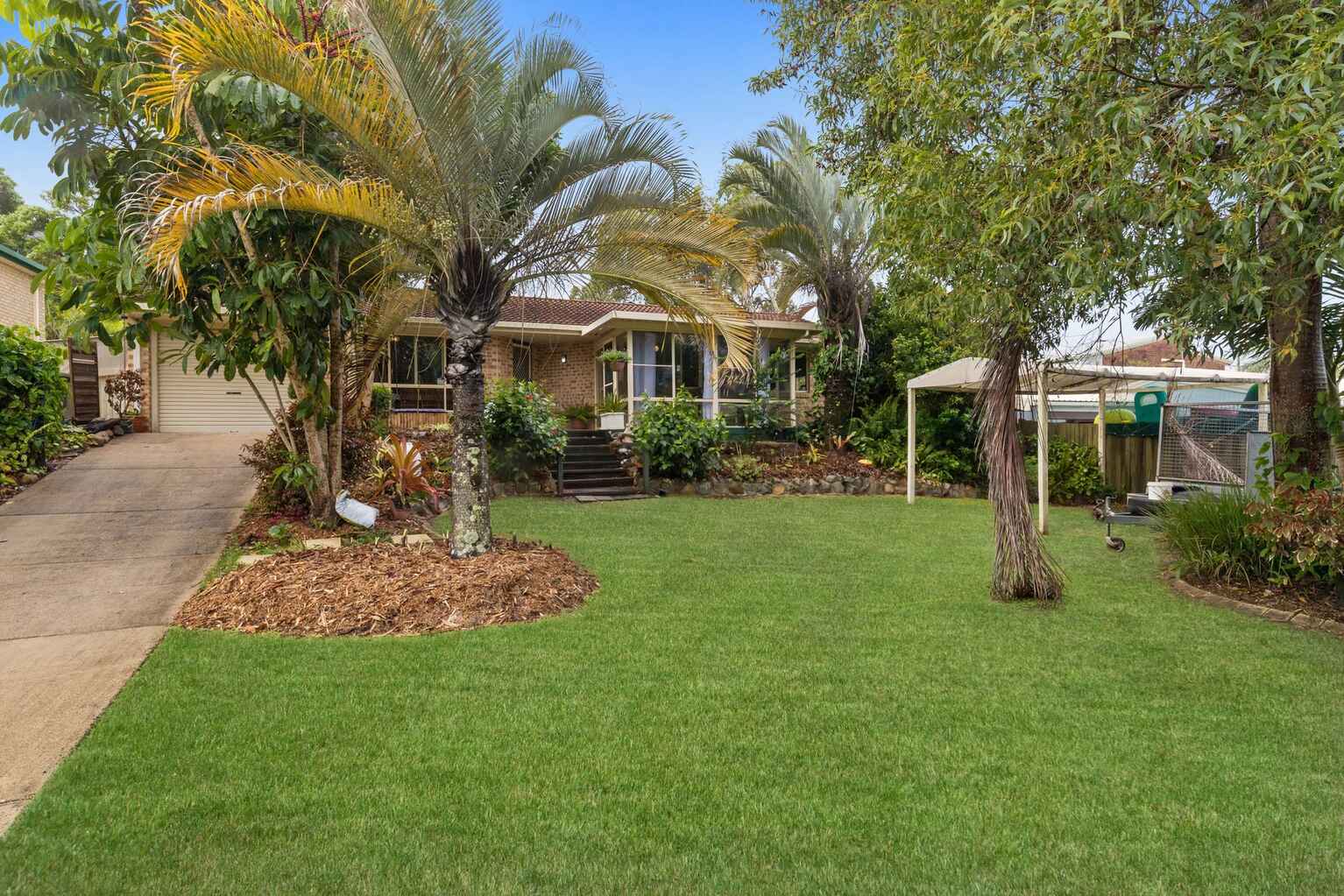 36 Suncoast Beach Drive Mount Coolum
