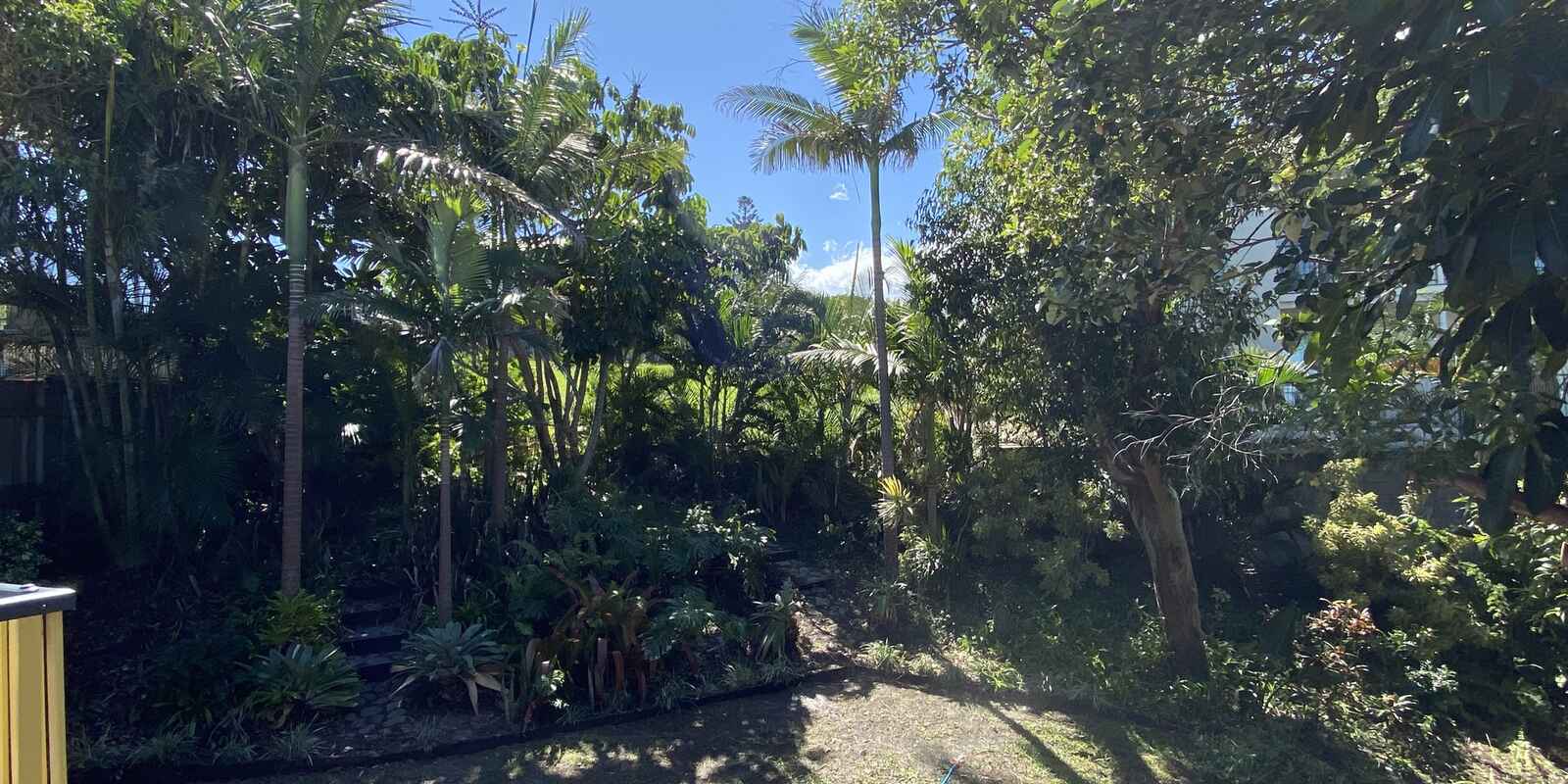 6 Neurum Road Yaroomba