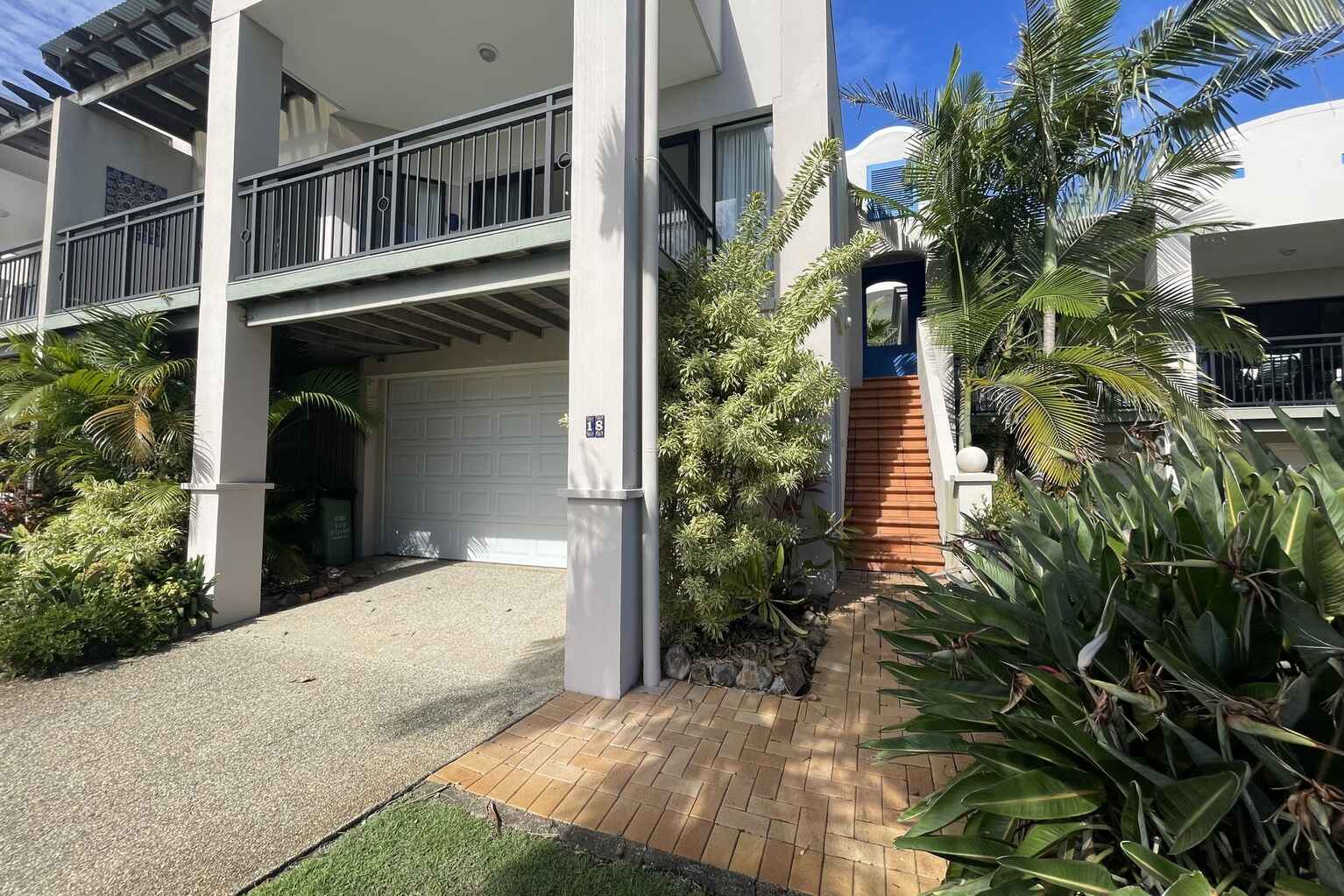 18/21 Bay Terrace Coolum Beach