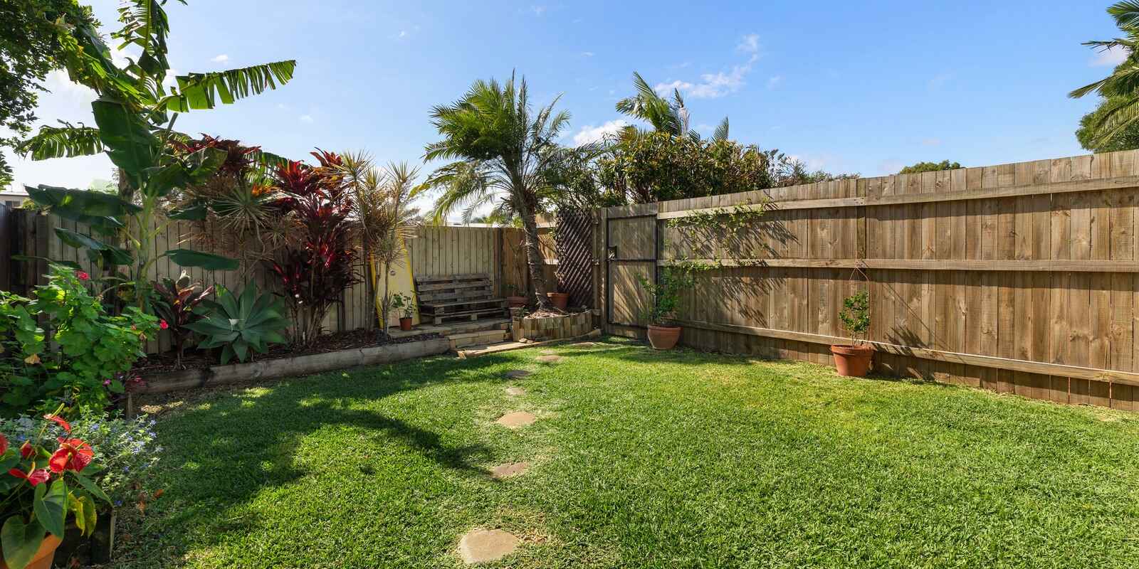 1/33 Jarnahill Drive Mount Coolum