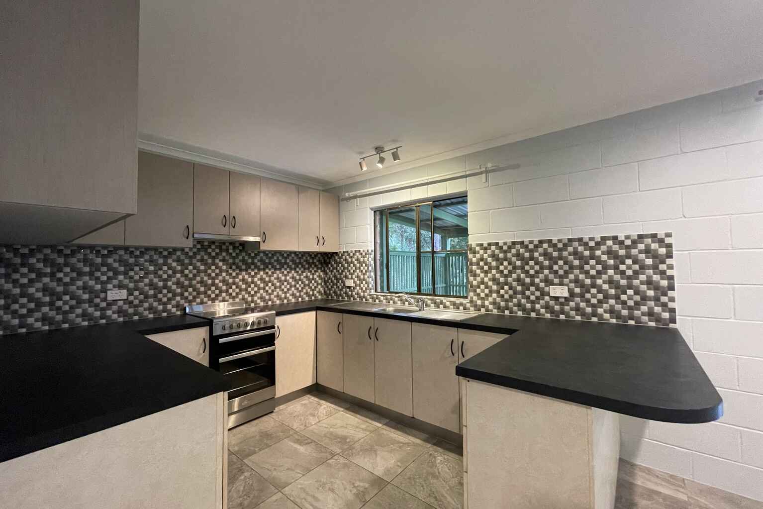 60B Bracken Fern Road Kulangoor