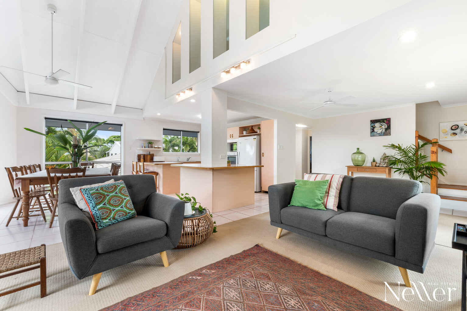 9 Newfield Street Sunrise Beach