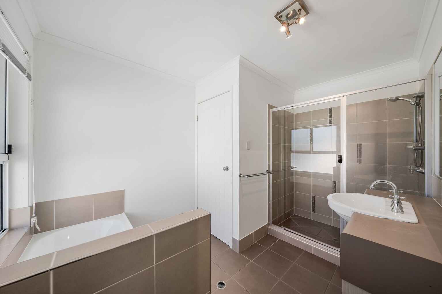 24 Tolkien Place Coolum Beach