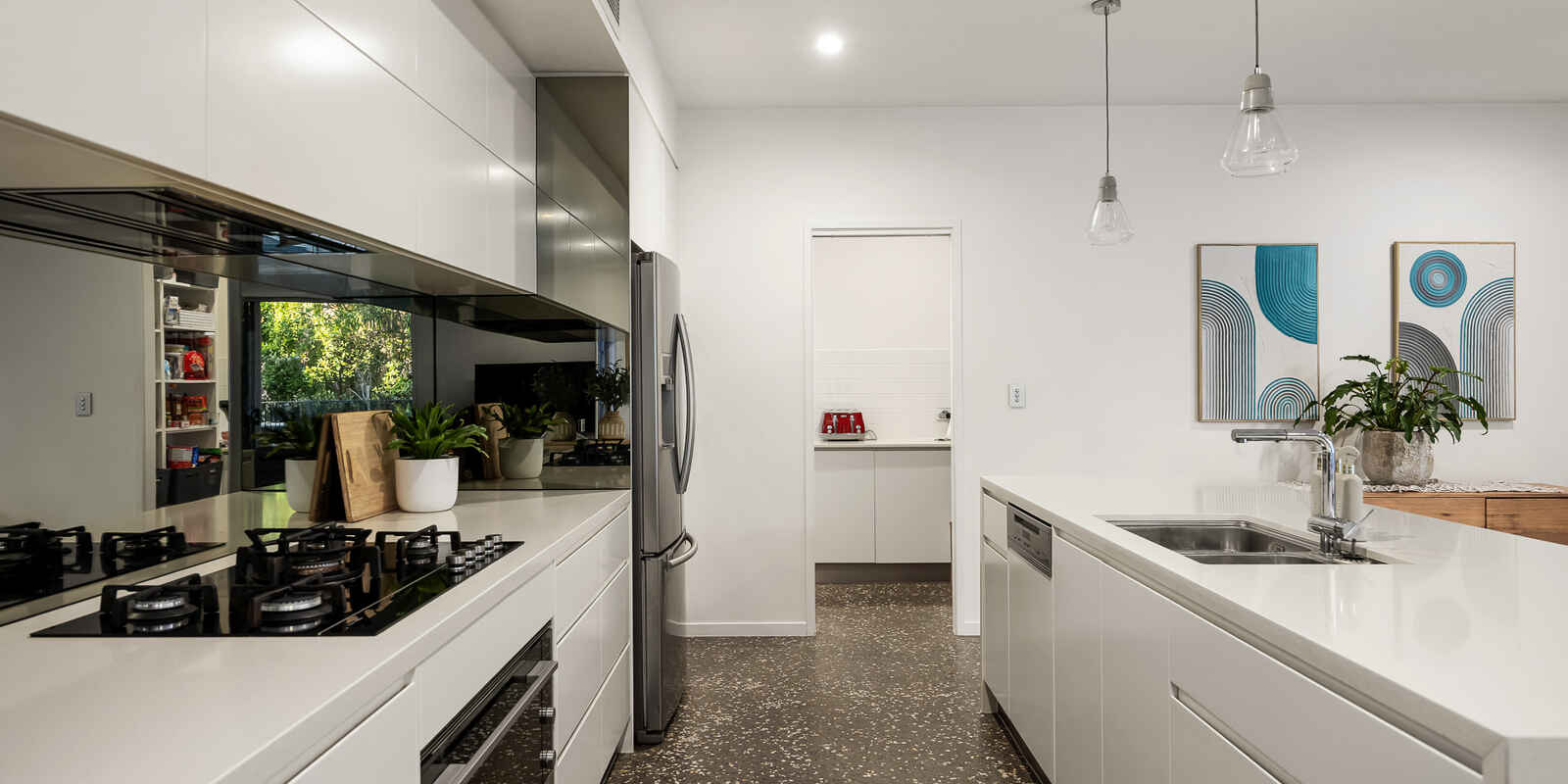 18 Belle Mare Avenue Yaroomba 18 Belle Mare Avenue Yaroomba