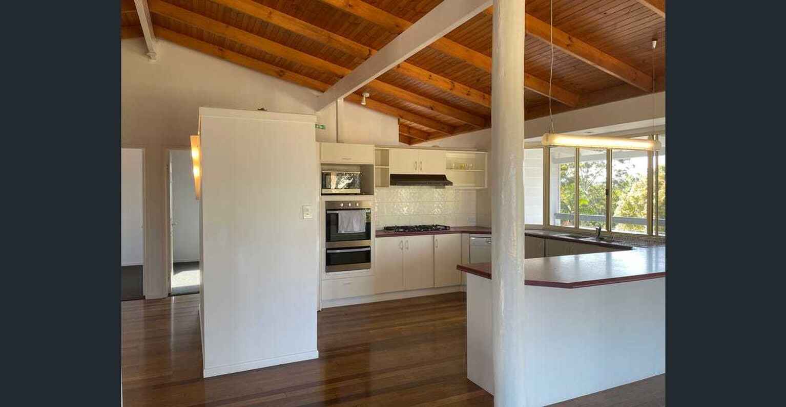 8 Marakari Crescent Mount Coolum