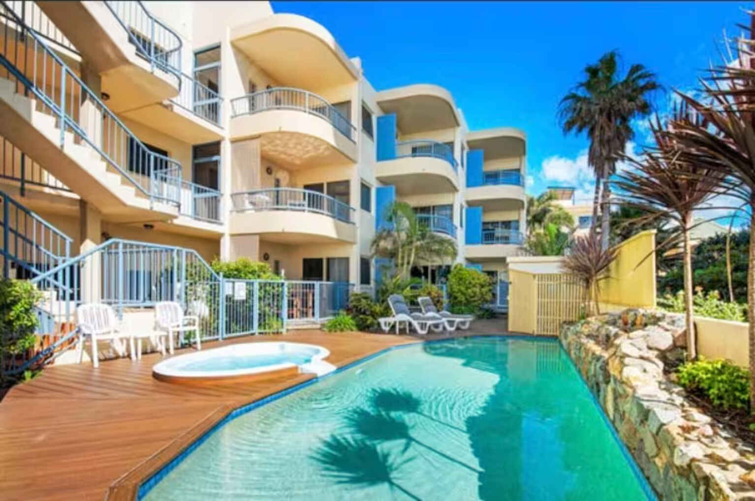 12/1768 David Low Way Coolum Beach