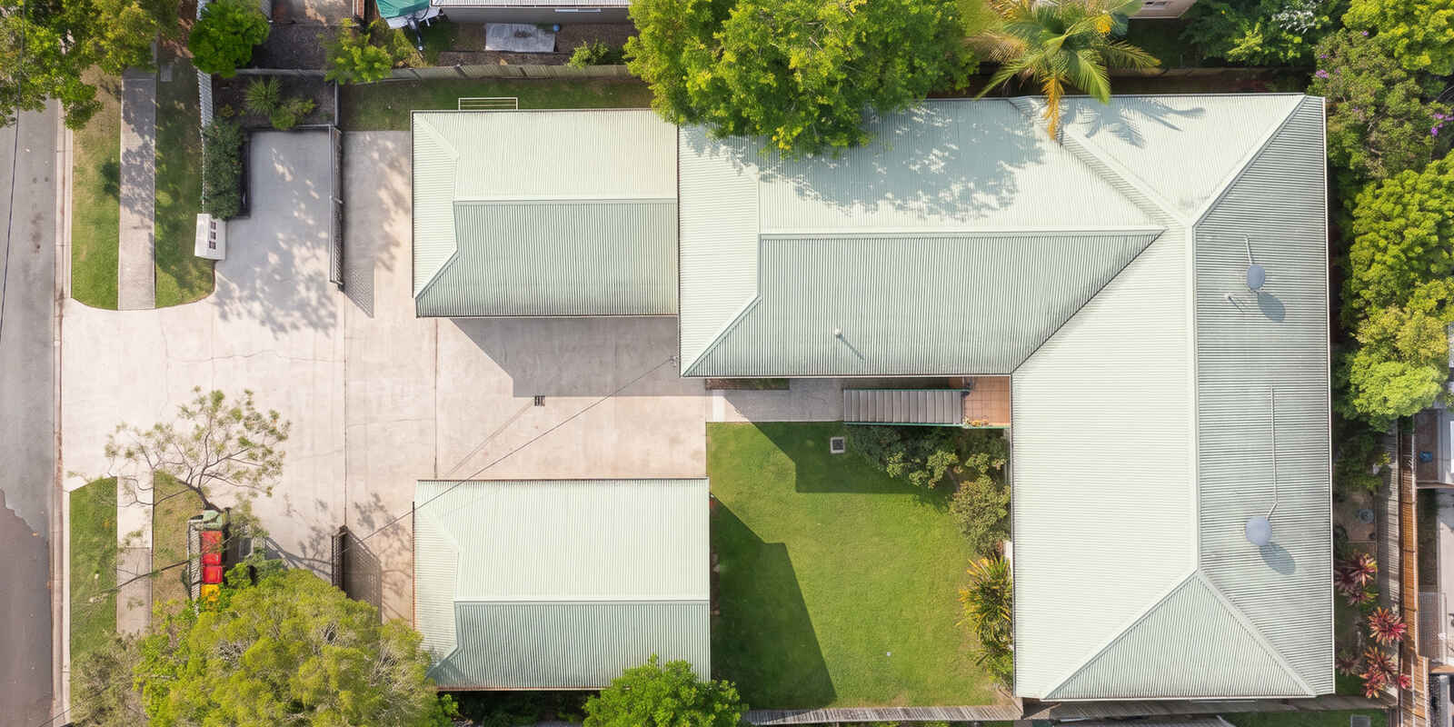 2/4 Low Street Yandina 2/4 Low Street Yandina