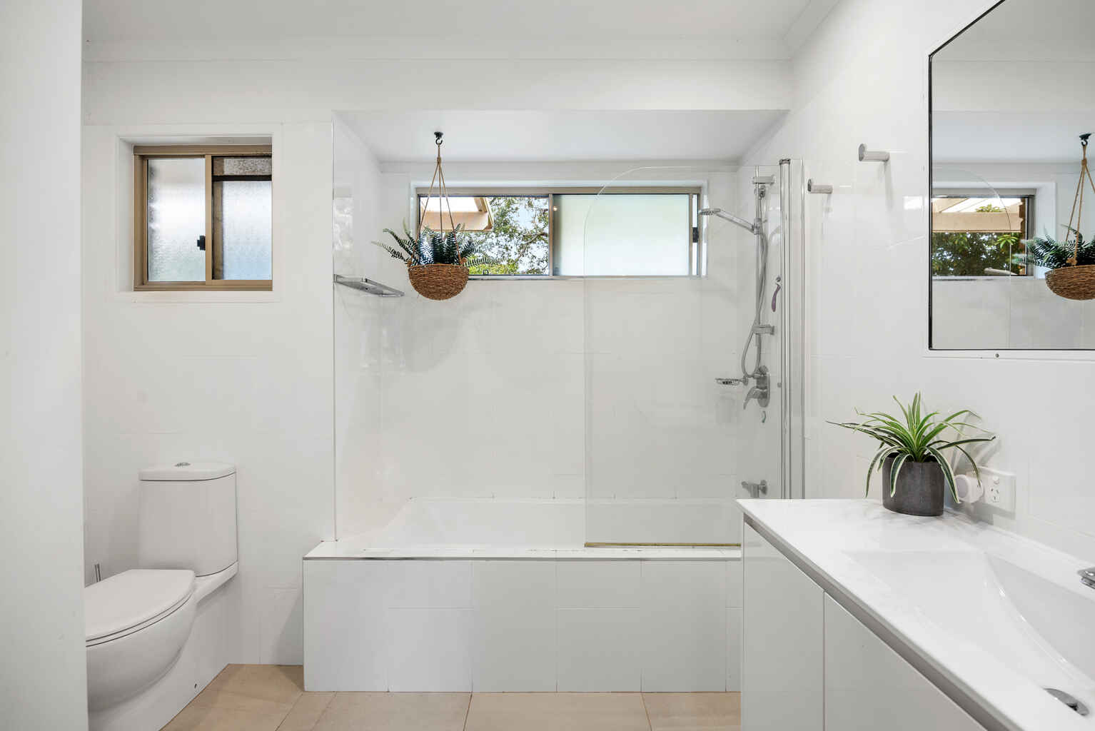 4 Coorara Court Mount Coolum